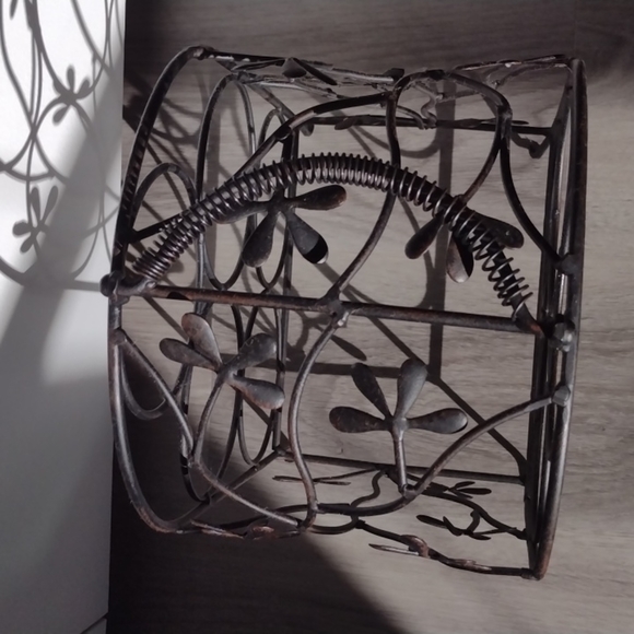 Metal Wine Rack - Picture 7 of 9